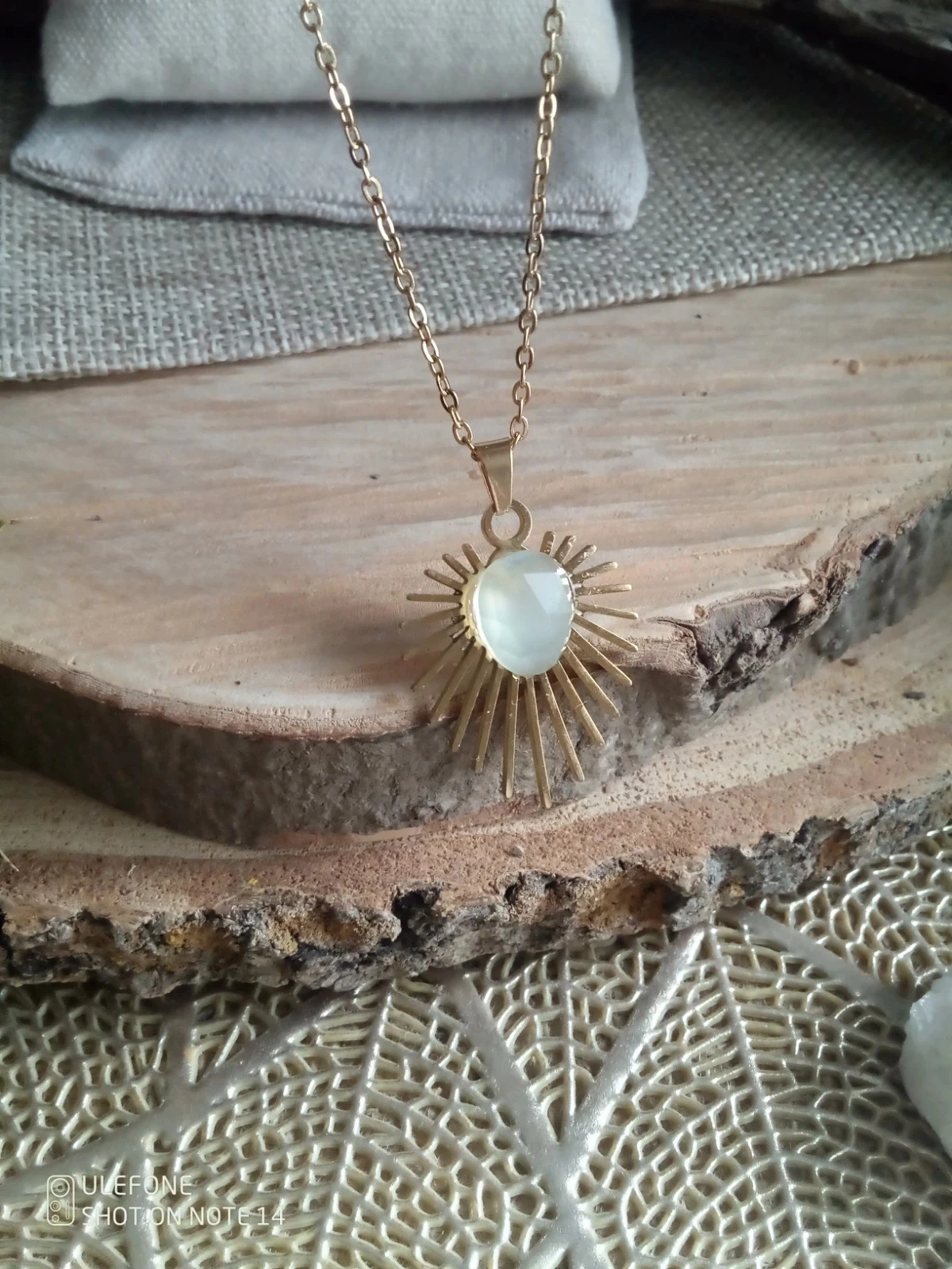 Collier coeur soleil pierre naturelle d'aqua calcedoine – photo 3